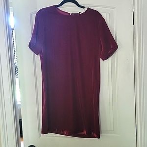 New Gap red velvet tee dress